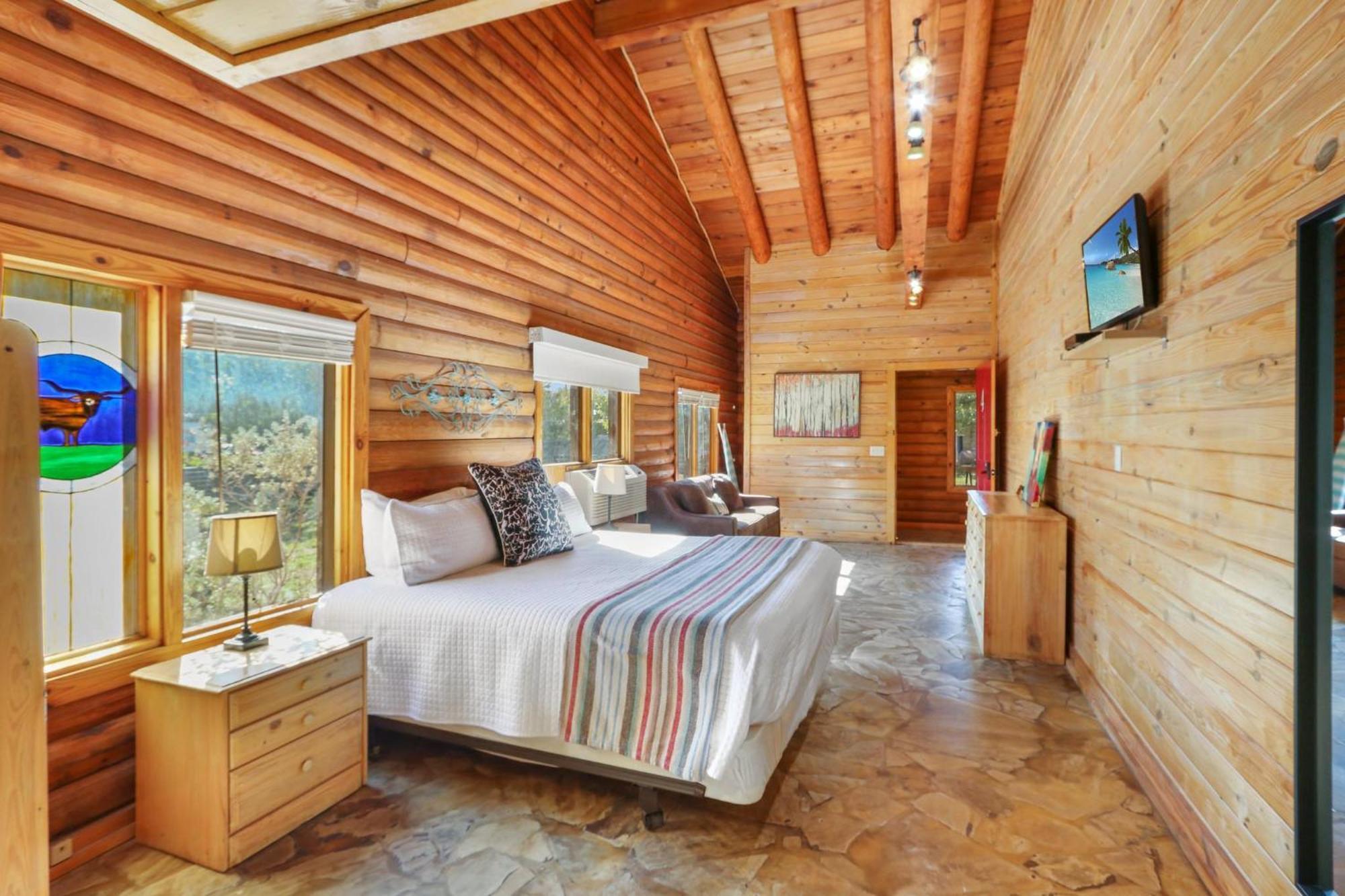 Wimberley Log Cabins Resort And Suites- Unit 4 Экстерьер фото